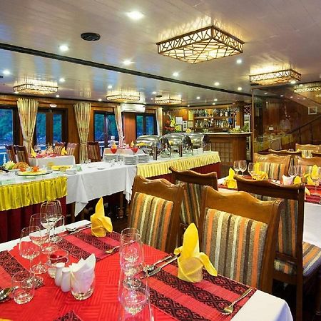 Halong Royal Boutique Cruises Hotel Hạ Long Ngoại thất bức ảnh