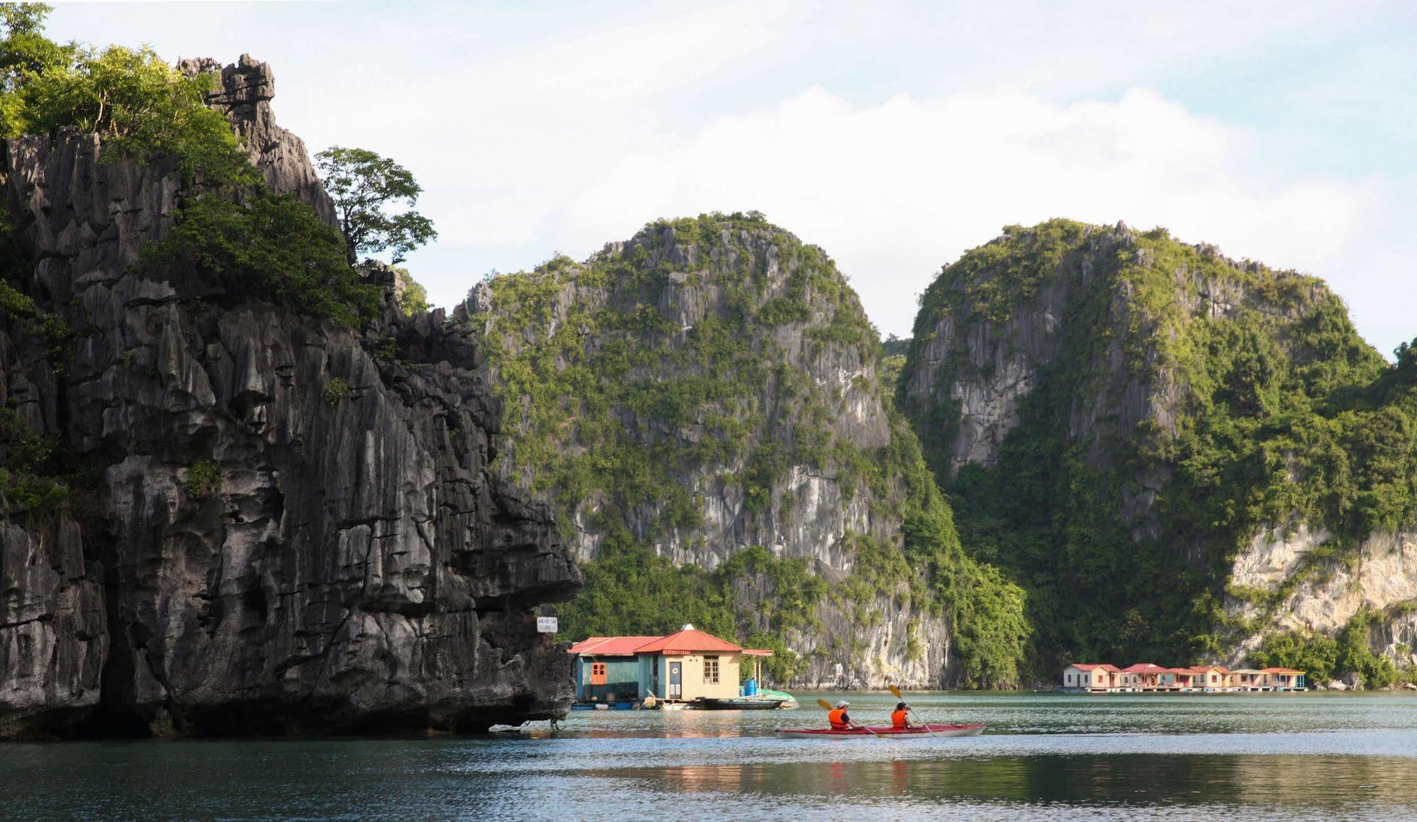 Halong Royal Boutique Cruises Hotel Hạ Long Ngoại thất bức ảnh