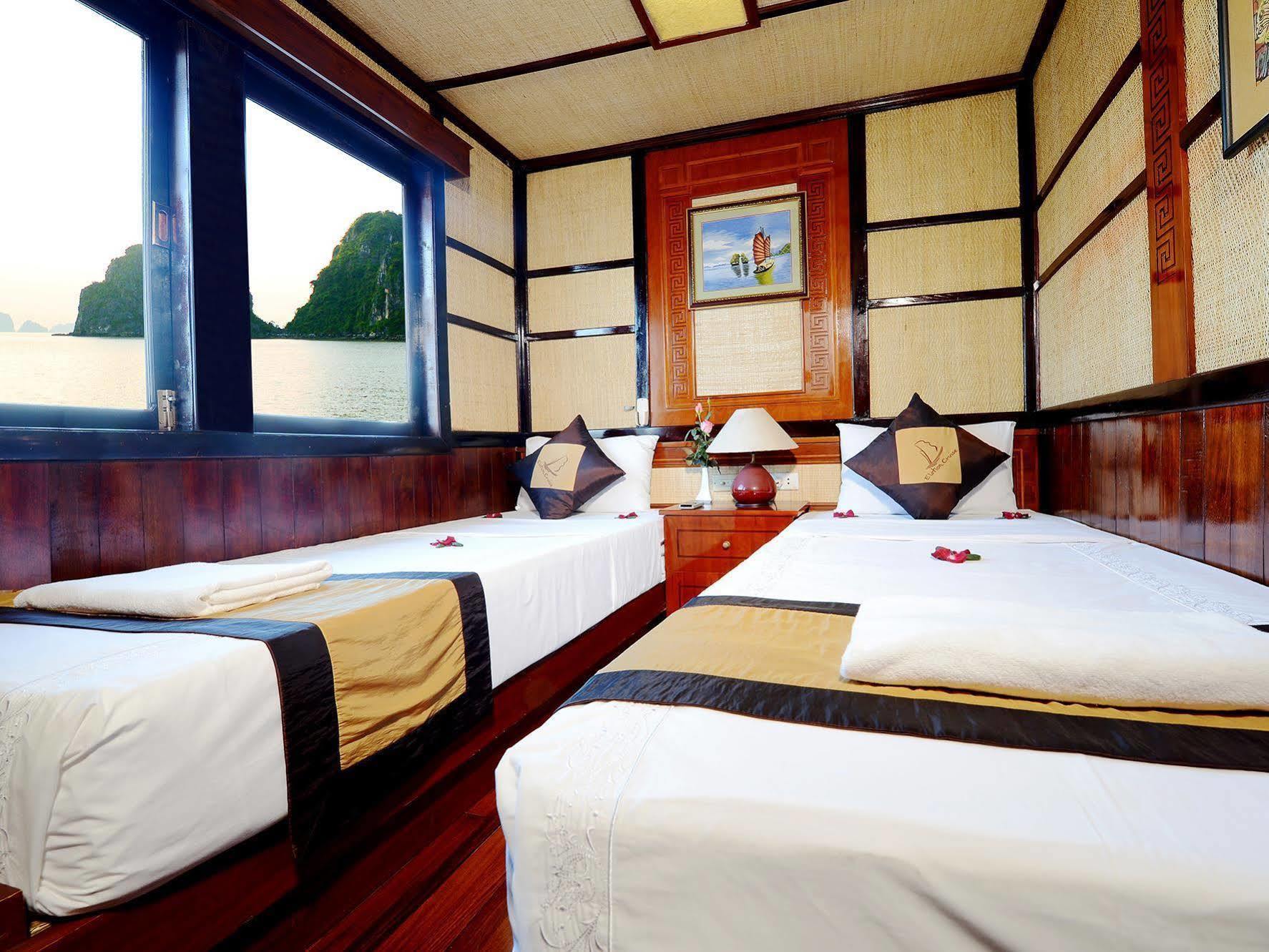 Halong Royal Boutique Cruises Hotel Hạ Long Ngoại thất bức ảnh